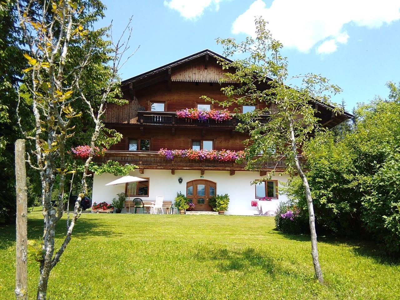 Bauernhof Hintenberg * Itter